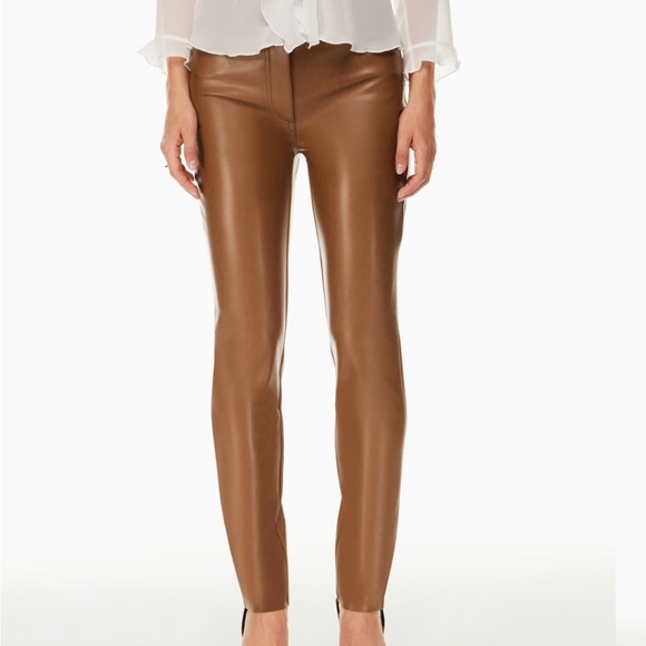 Aritzia Pants - ARITZIA - Melina Slim Pant size 00